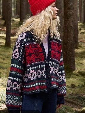 New with tags Free People Snowdrift Navy, Red and White Fair Isle Cardigan XS